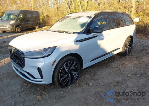 2025 Lincoln Aviator Black Label z USA, uszkodzony, nr VIN 5LM5J9XC1SGL21992